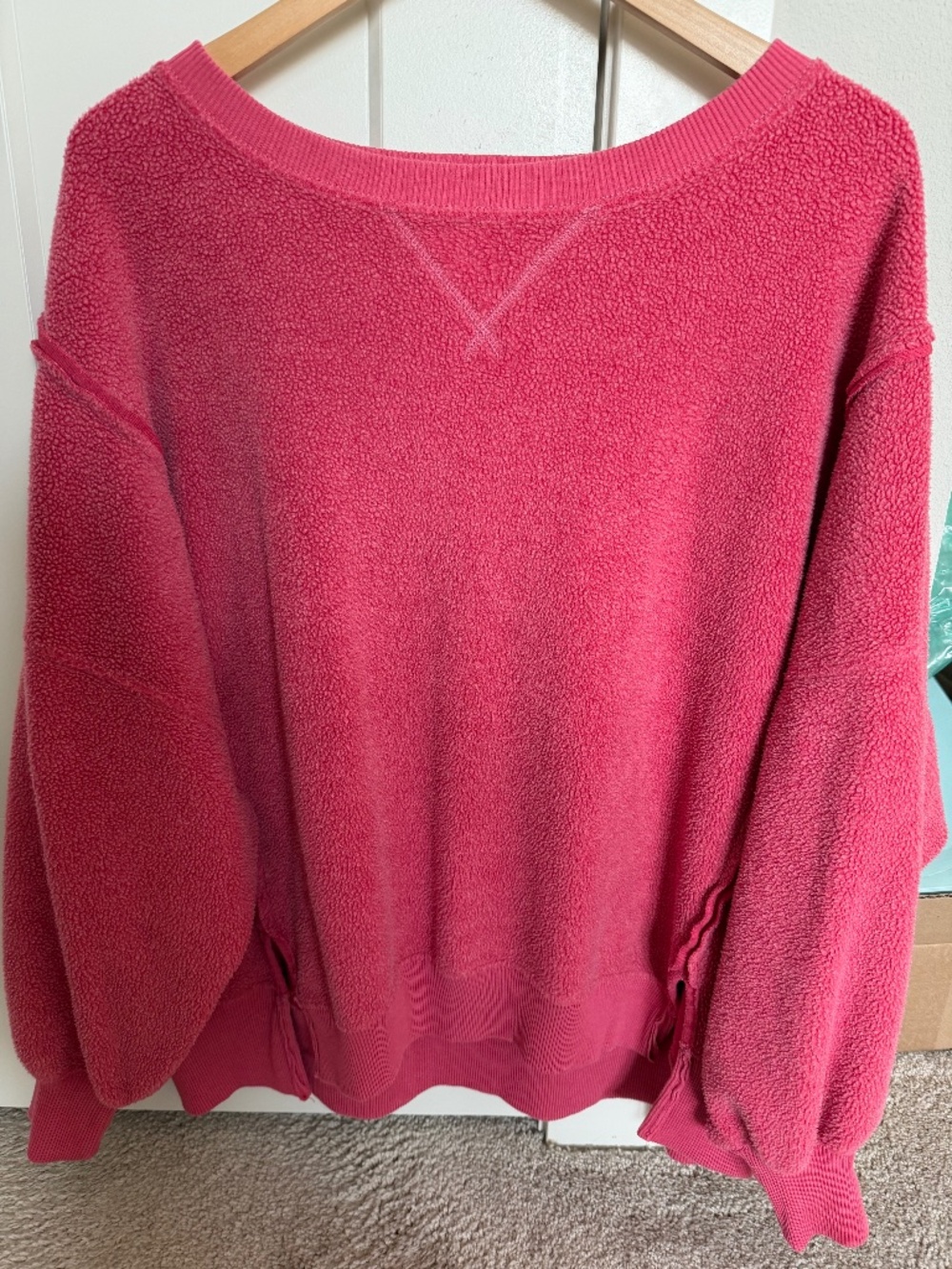American Eagle, Seriously Huggable, red oversized sweatshirt SMALL